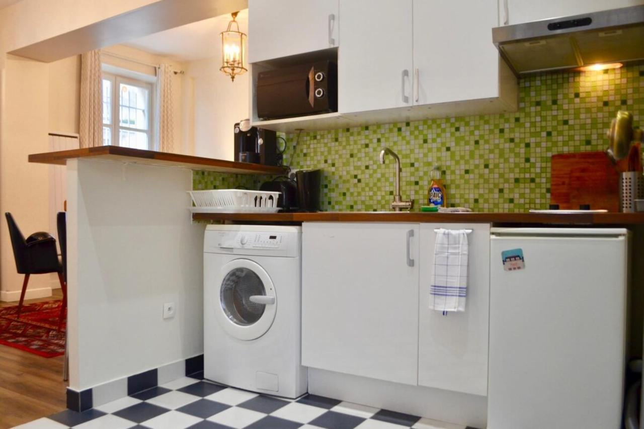 1 Bedroom Apartment In The Heart Of The Marais Area Paris Extérieur photo